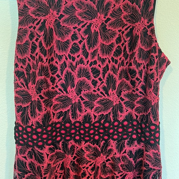 Womens Dress - Picture 3 of 7